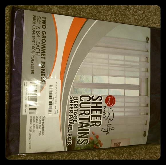 NIB Sheer Curtains - Picture 1 of 1